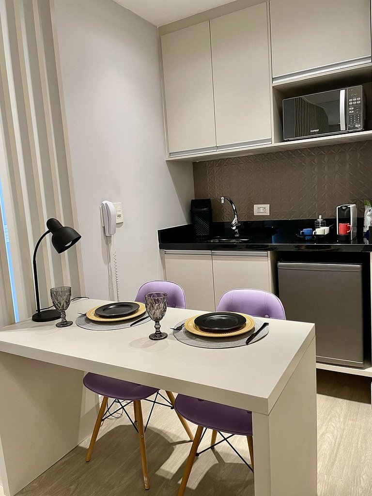 Morada Deluxe Mercure Vila Olímpia - Flat em hotel moderno e